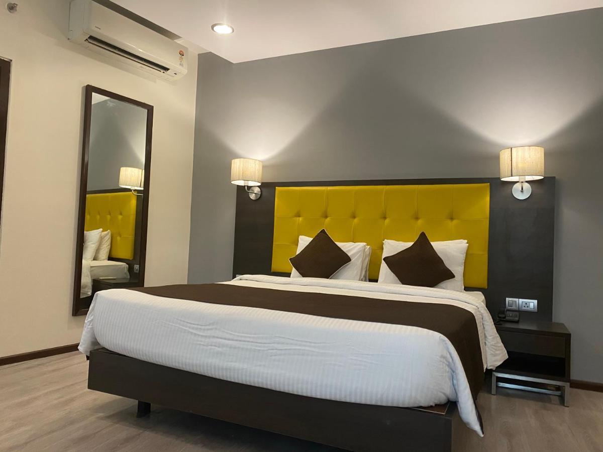 Hotel Mumbai House Airoli, نافي مومباي المظهر الخارجي الصورة